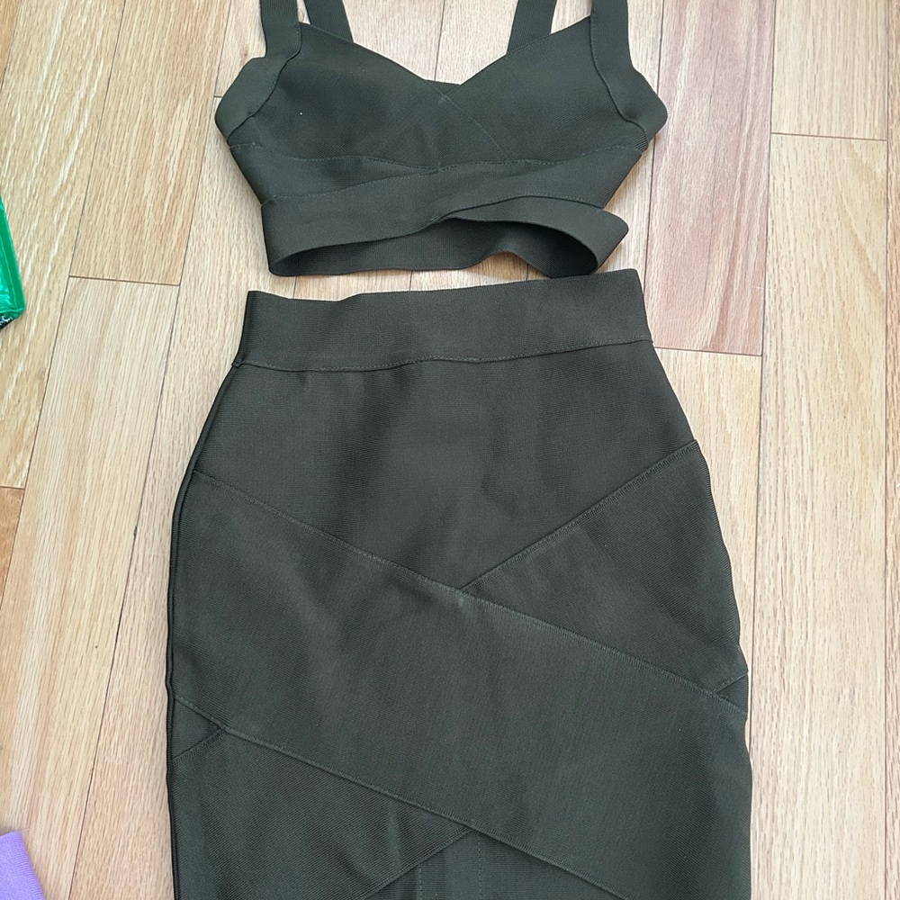 Olive Green Women's Skirt Set